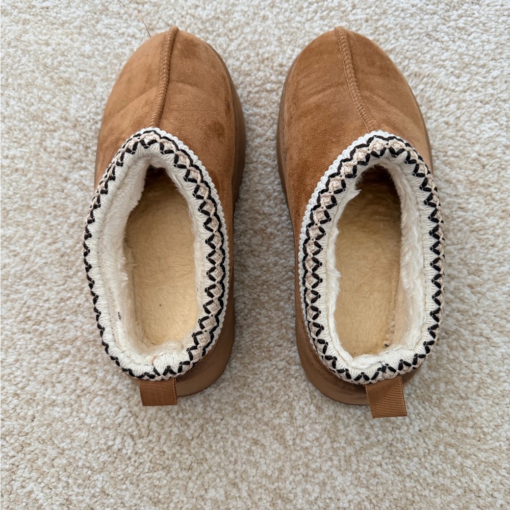 NEW~Cozy Brown Slippers/Shoes with Fleece Lining